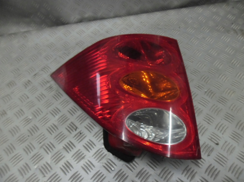 PEUGEOT 1007 LAMPA LEWA TYL TYLNA