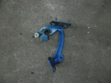 PEUGEOT 1007 ZAWIAS MASKI PRAWY 9644146280