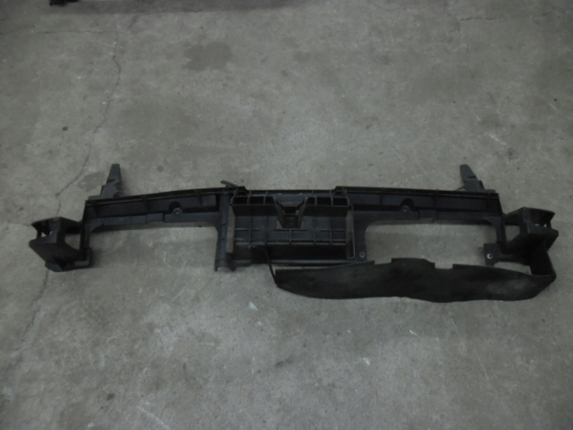 PEUGEOT 1007 WZMOCNIENIE PASA 9646176880
