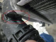 BMW 3 III E92 LIFT 328 USA CHLODNICA WODY 7581650