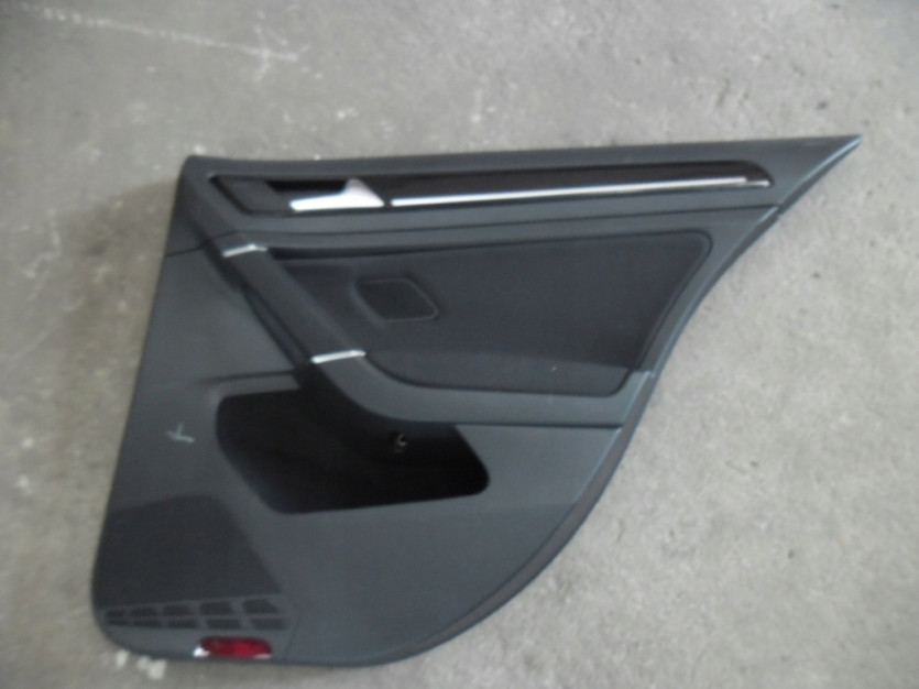 VW GOLF 7 VII 1.6 TDI TAPICERKA BOCZEK DRZWI PRAWY