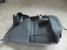 VW JETTA 5C6 VI BOCZEK BAGAZNIKA PRAWY 5C6867428T