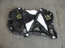 BMW 7 G11 730 2016 PODNOSNIK SZYBY PRAWY PRZOD
