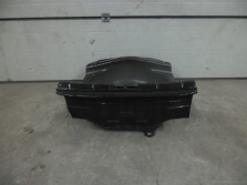AUDI A4 B7 8E 2006 SEDAN PAS TYL TYLNY PODLOGA