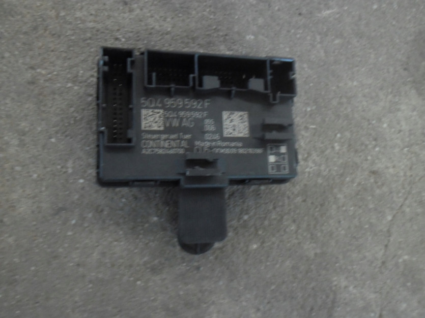VW GOLF VII 7 LIFT MODUL DRZWI LEWY 5Q4959592F