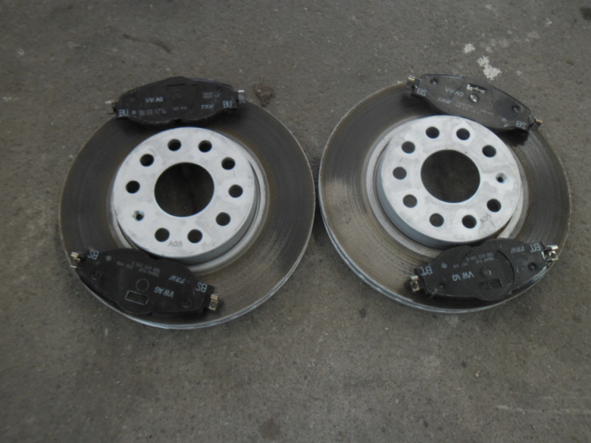 VW GOLF VII 7 LIFT TARCZE KLOCKI HAMULCOWE PRZOD