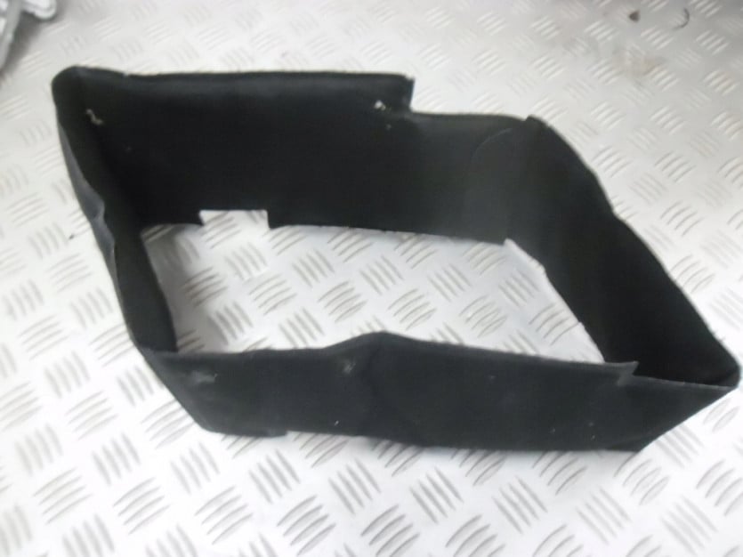 VW GOLF VII 7 LIFT OSLONA AKUMULATORA 2Q0915411
