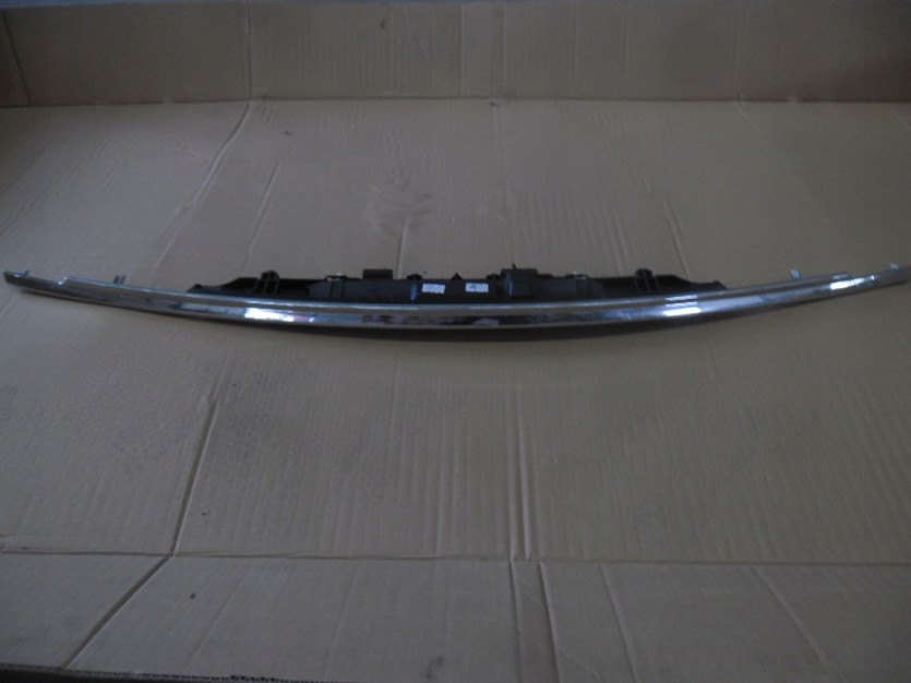 BMW 7 G11 730 2016 LISTWA KLAPY BAGAZNIKA BLENDA