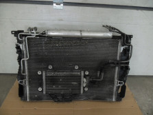 MERCEDES CLS W219 CHLODNICA PAS PRZOD PRZEDNI