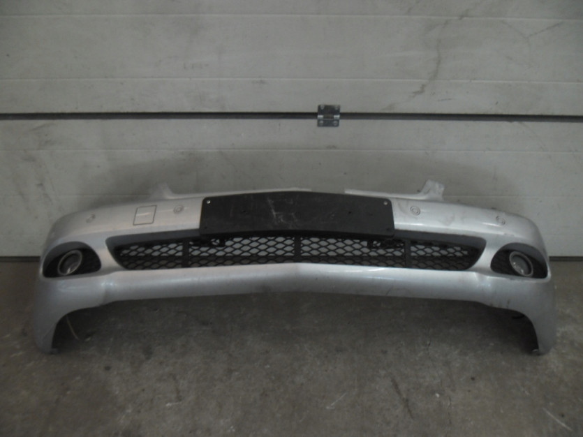 MERCEDES CLS W219 2009 ZDERZAK PRZOD PRZEDNI