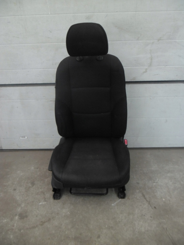 HYUNDAI I30 2010 FOTEL PRAWY PASAZERA