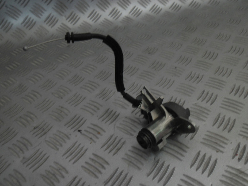 AUDI A8 4H D4 WKLADKA ZAMEK BAGAZNIKA 8E0827573D