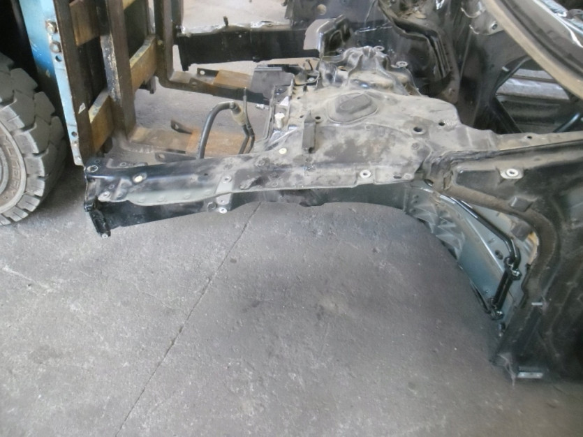 AUDI A8 4H D4 3.0 TFSI CWIARTKA LEWA PRZOD