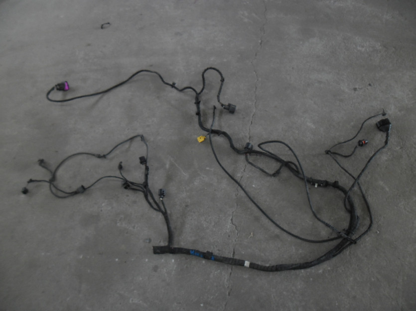 AUDI A8 D3 4E 4.2FSI WIAZKA INSTALACJA PRAWA LAMPA