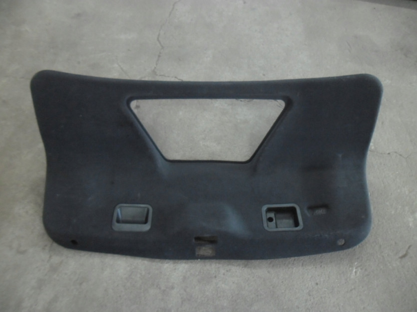 AUDI A8 D3 4E 4.2 OSLONA OBUDOWA KLAPY BAGAZNIKA