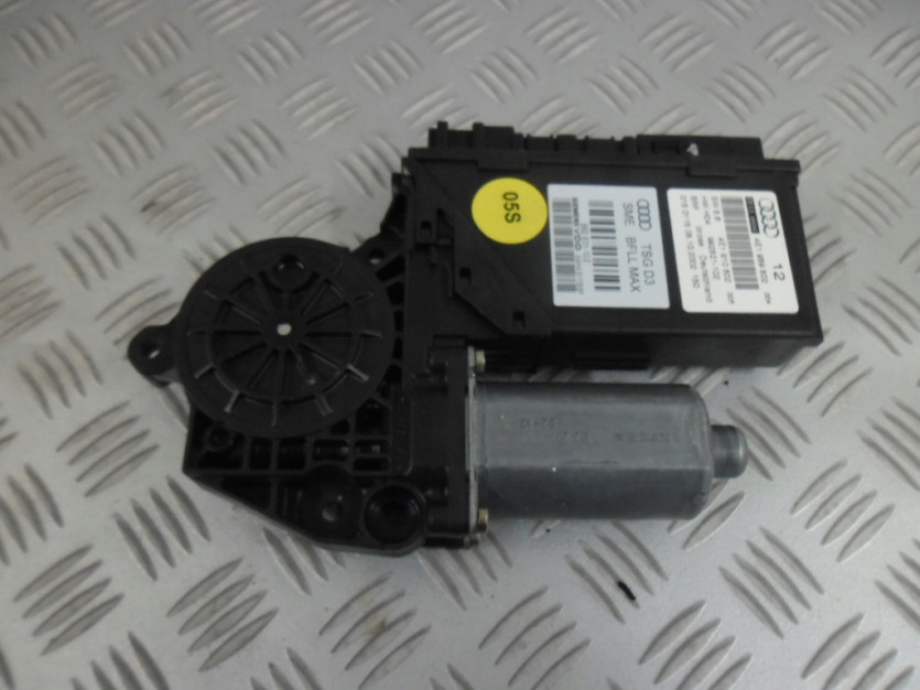 AUDI A8 D3 4E 4.2 FSI SILNIK SZYBY PRAWY PRZOD