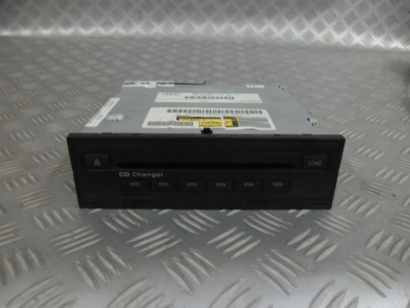 AUDI A8 D3 4E 4.2 FSI ODTWARZACZ CD 4E0035111A