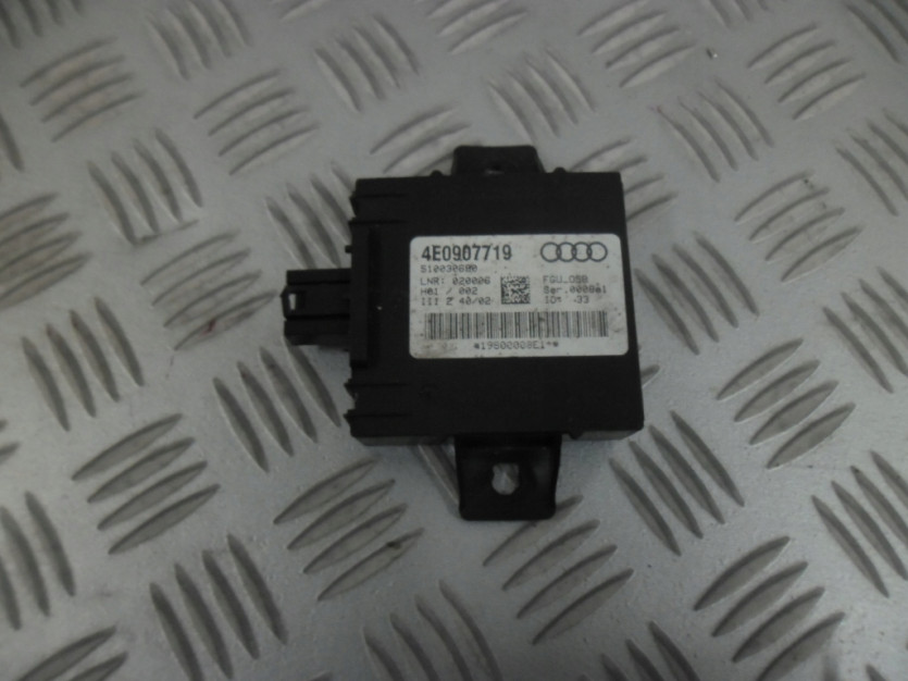 AUDI A8 D3 4E STEROWNIK MODUL ALARMU 4E0907719