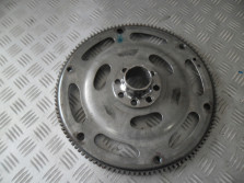 AUDI Q7 4M 2 II KOLO ZAMACHOWE 06H105323AE
