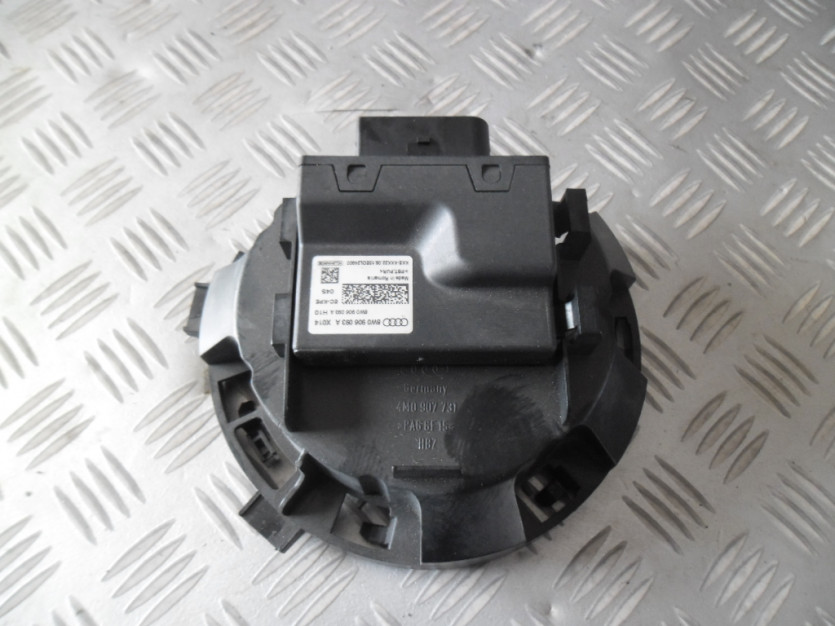 AUDI Q7 4M 2 II STEROWNIK POMPY PALIWA 8W0906093A