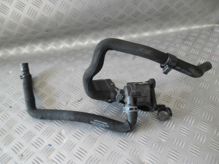 AUDI Q7 4M 2 II POMPA WODY 4M0819025G