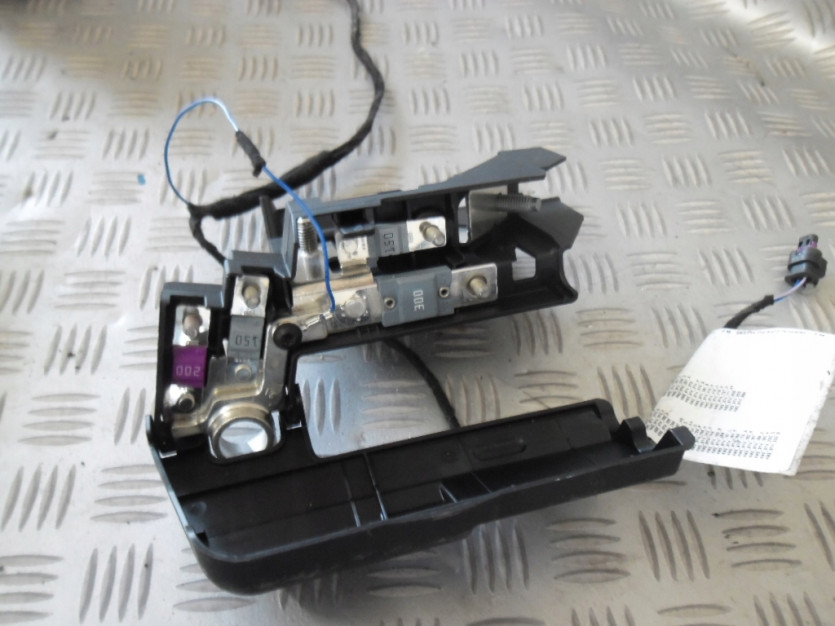 AUDI Q7 4M 2 II KLEMA PLUS 4M0915459B