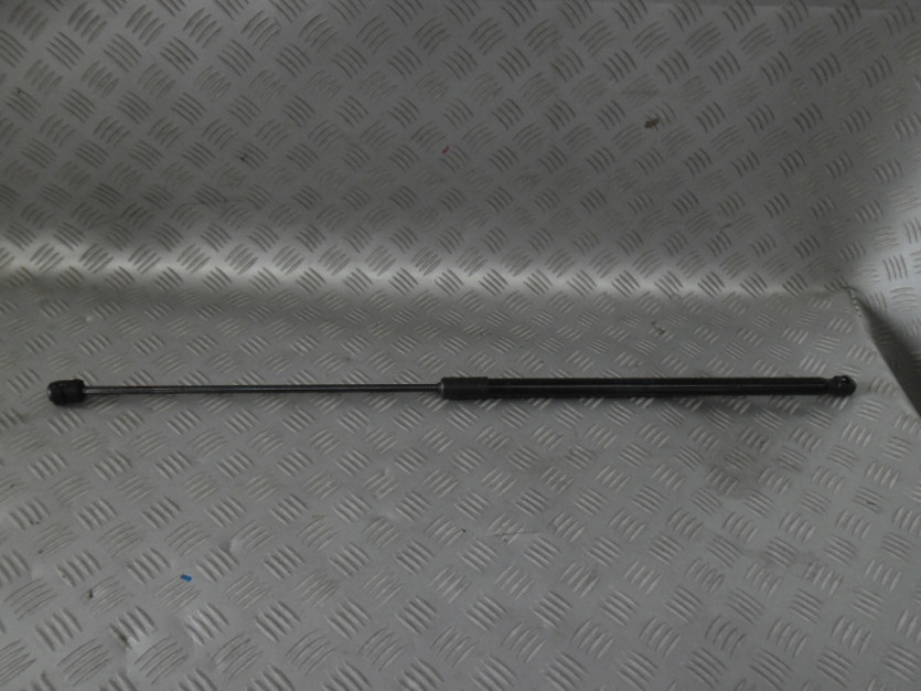 AUDI Q7 4M 2 II SILOWNIK MASKI 4M0823359B