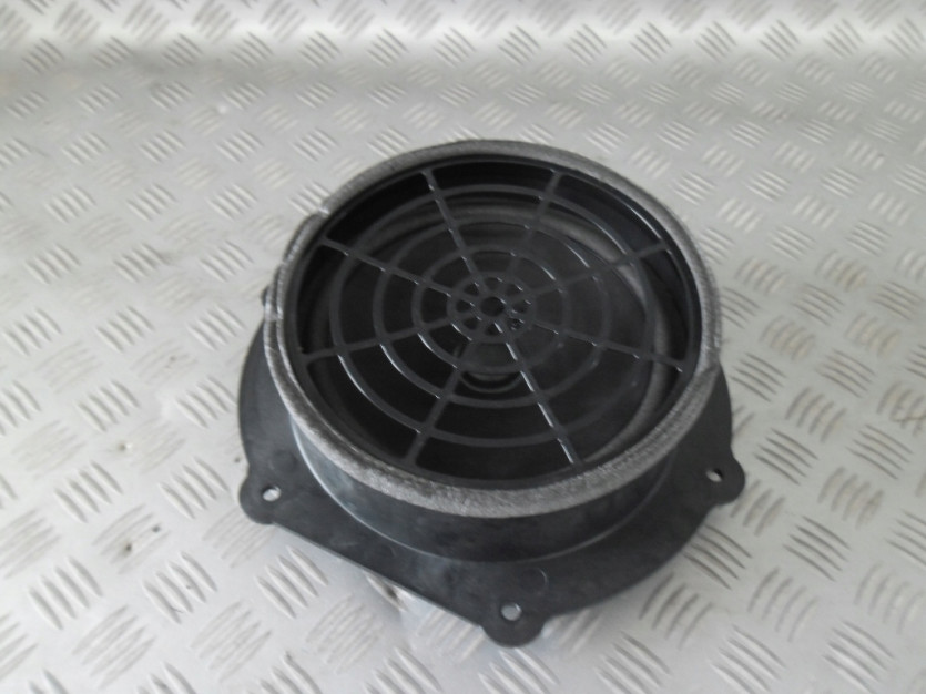 AUDI Q7 4M 2 II GLOSNIK DRZWI 4M0035415