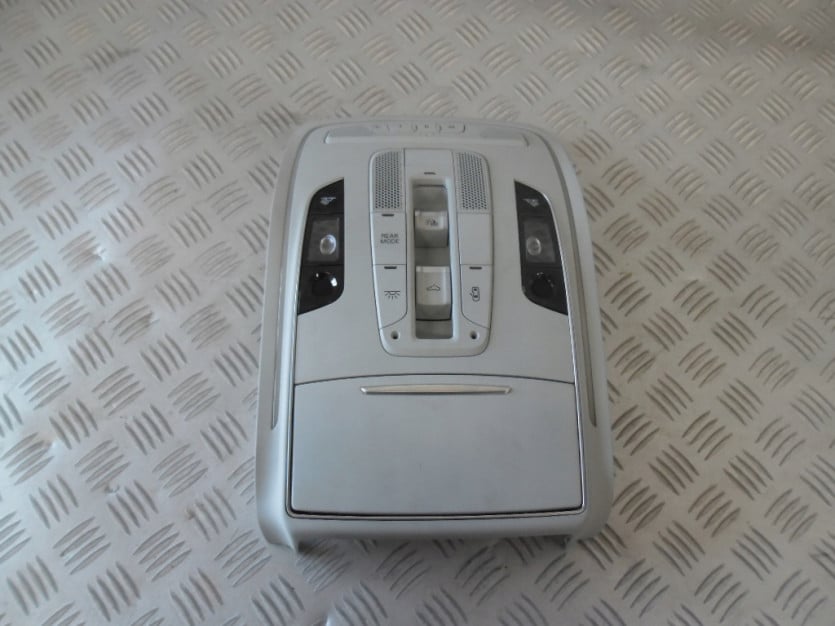 AUDI A8 D4 4H LIFT OSWIETLENIE KABINY WNETRZA