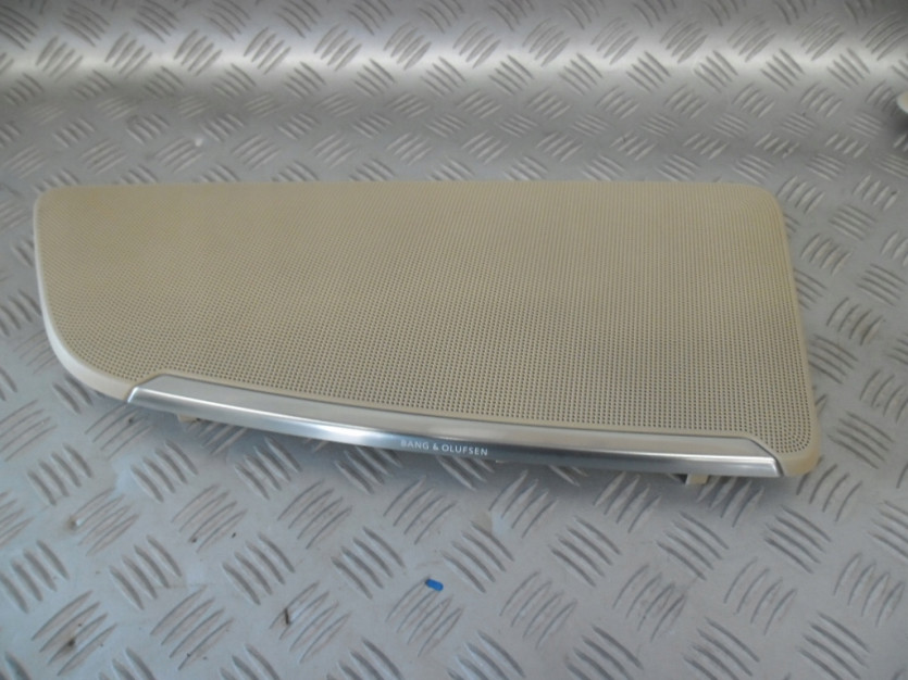 AUDI A8 D4 4H LIFT OSLONA GLOSNIKA B&O BH9