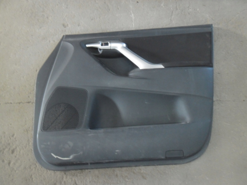 TOYOTA VERSO R2 2011 TAPICERKA DRZWI PRAWA PRZOD