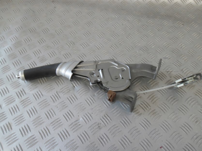 TOYOTA VERSO R2 2011 DZWIGNIA HAMULCA RECZNEGO