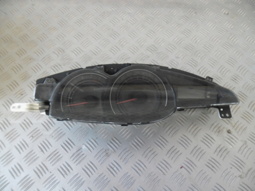 TOYOTA VERSO R2 2011 LICZNIK ZEGARY 83800-0F230
