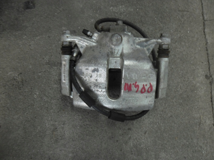VW GOLF 7 VII 5G ZACISK HAMULCOWY PRAWY PRZOD 5Q01