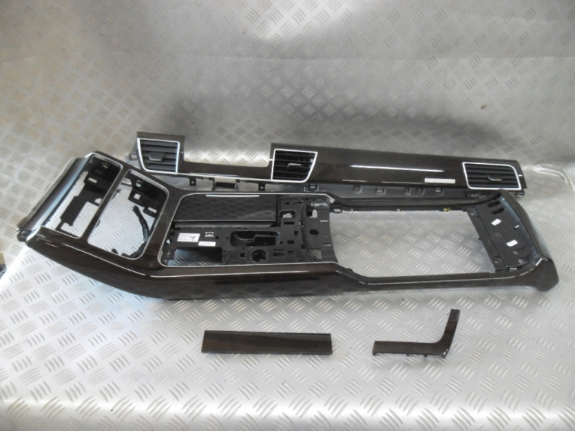 AUDI A8 D4 4H LIFT LISTWY OZDOBNE DESKI TUNELU