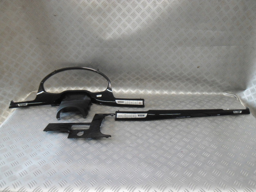 AUDI A8 D4 4H LIFT LISTWA OSLONA DESKI LICZNIKA