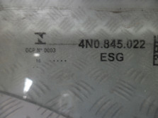 AUDI A8 4N D5 SZYBA DRZWI PRAWA PRZOD 4N0845022
