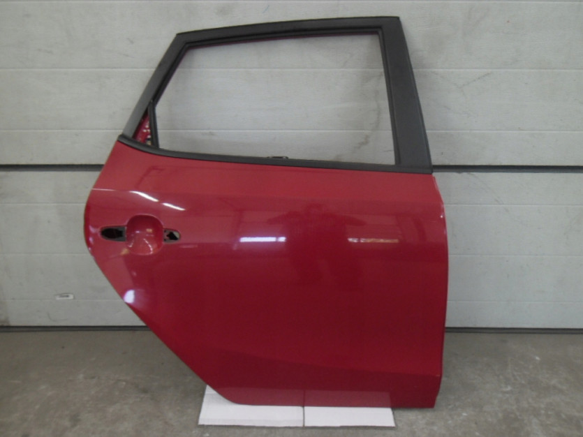 HYUNDAI I30 2010 DRZWI PRAWE TYL TYLNE