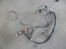 AUDI A4 B7 8E WIAZKA LEWA PRZOD LAMPY 8E1971075BC