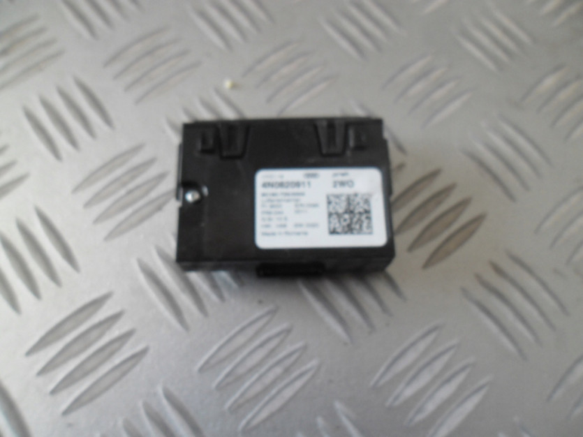 AUDI A8 4N D5 2017 REGULATOR NAWIEWU 4N0820911