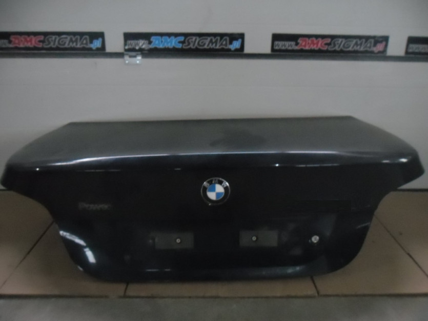 BMW 5 E60 SEDAN KLAPA TYL TYLNA