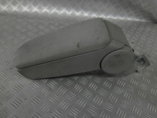 AUDI A4 B7 8E KOMBI PODLOKIETNIK 8E0864207D