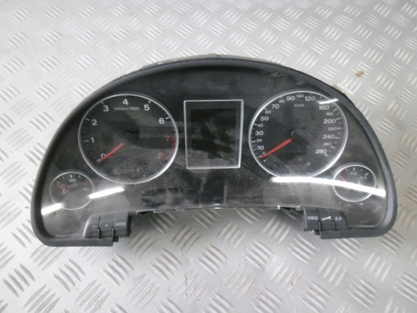 AUDI A4 B7 8E 3.2 FSI LICZNIK ZEGARY 8E0920933E