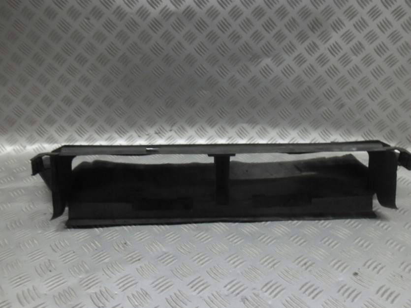 FORD FOCUS ST WLOT POWIETRZA KIEROWNIC CM51-8312-C