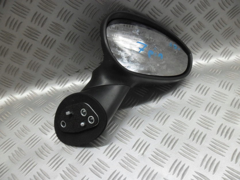 BMW E70 E71 LUSTERKO PRAWE 7 PIN