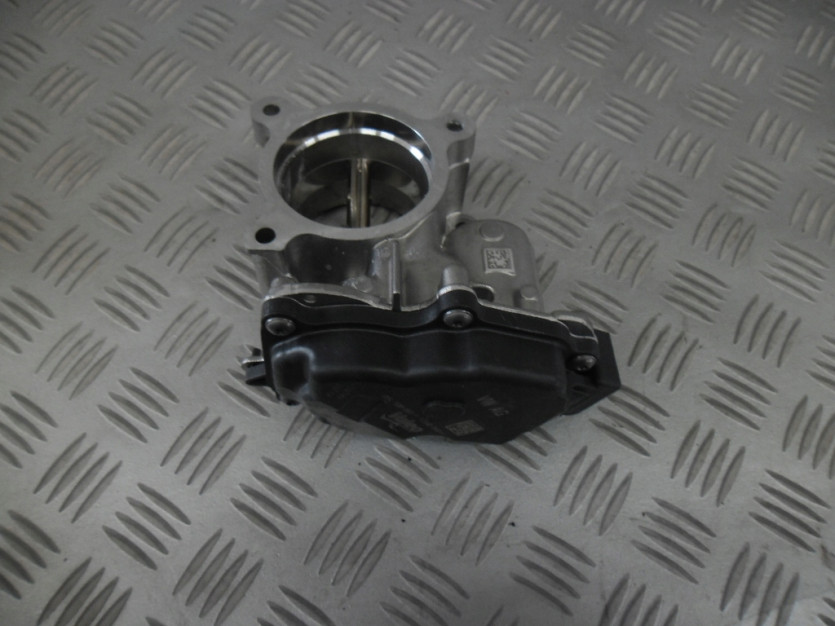 AUDI VW 1.6 2.0 TDI PRZEPUSTNICA 05L128063F