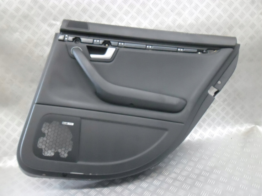 AUDI A4 B7 8E 2006 KOMBI TAPICERKA DRZWI PRAWA TYL