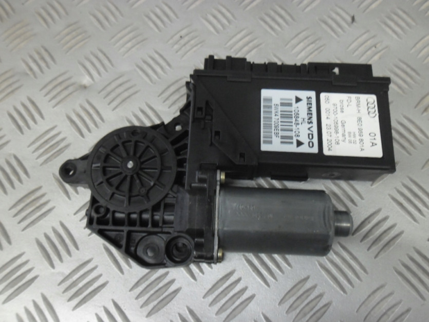 AUDI A4 B7 8E KOMBI 2006 SILNIK SZYBY LEWY TYL