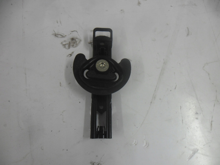 AUDI A5 S5 8W F5 SUWAK PASA PRAWY 4M0857819