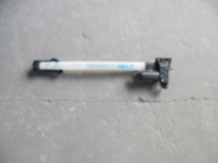 AUDI A8 LONG 4H D4 LIFT MECHANIZM ROLETY 4H0861963